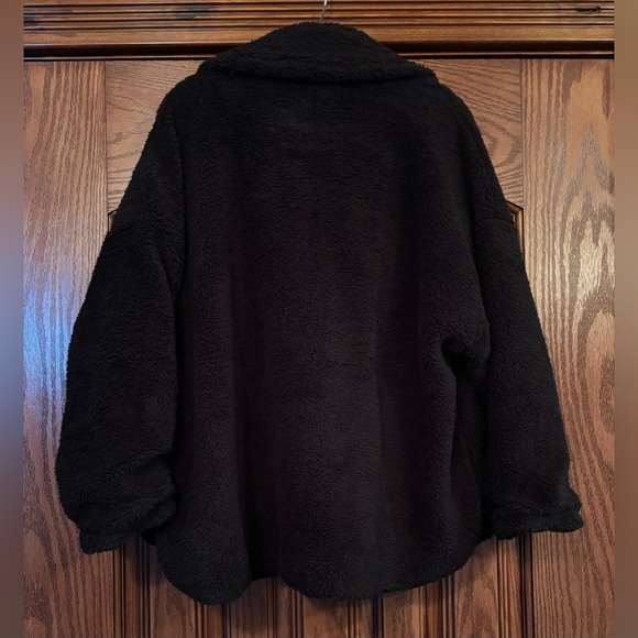 New! Black Cozy Jacket With Pockets - Picture 6 of 6